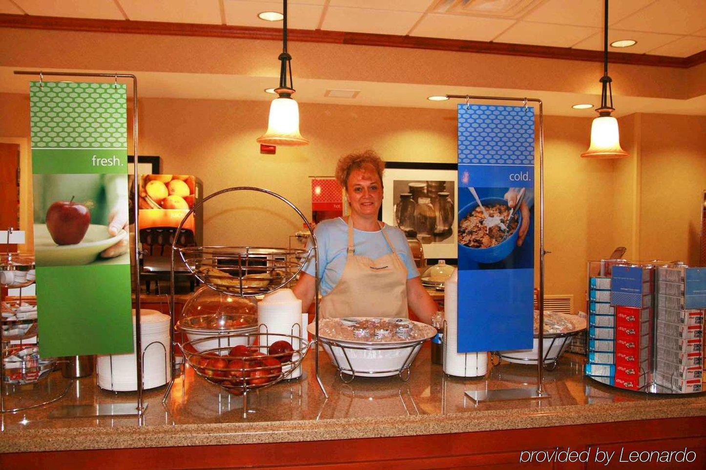 Hampton Inn Gretna - Smith Mountain Lake 레스토랑 사진